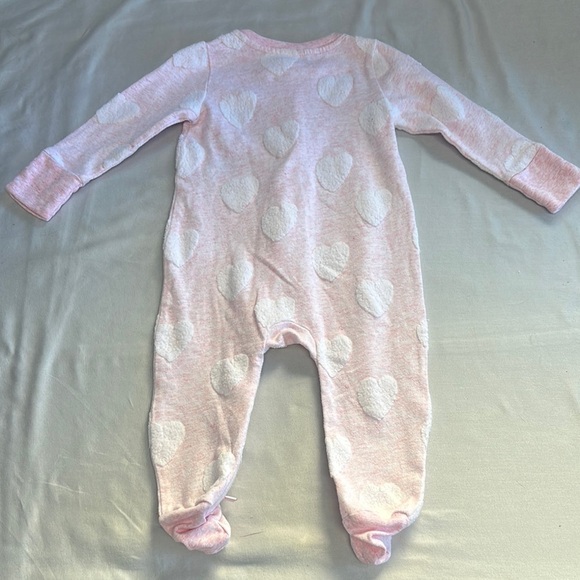 GAP - Pink Heart Footed Onesie sleeper - Picture 5 of 5